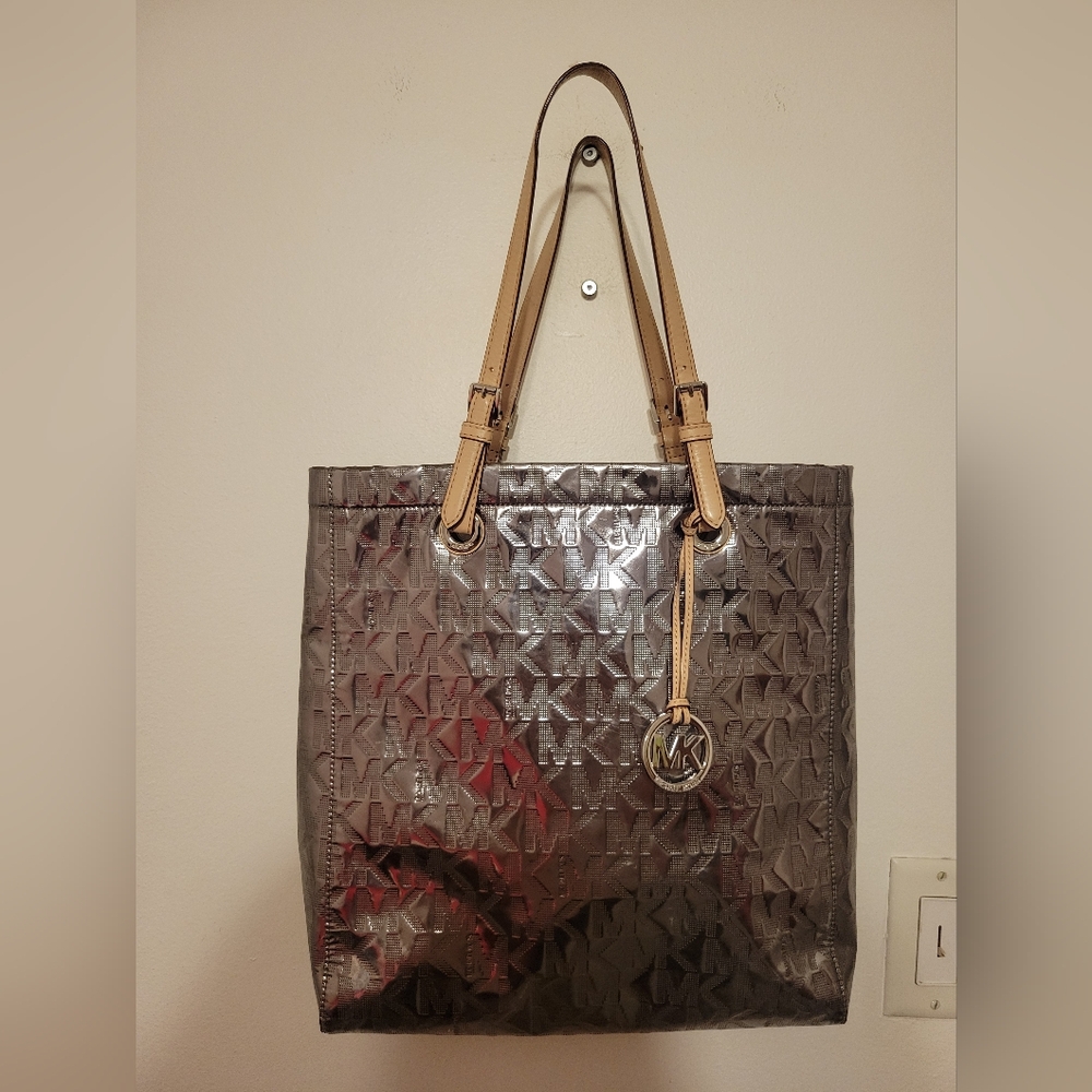 EUC Michael Kors Gray Tote Bag